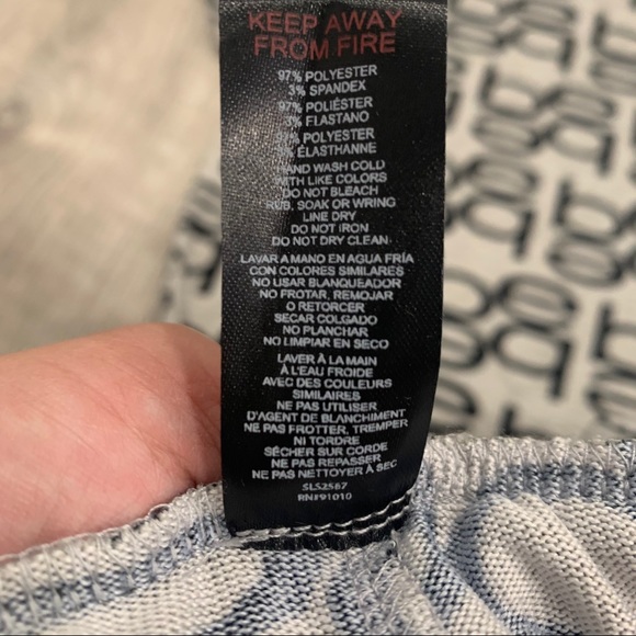 NWT BEBE Gray Logo Pajama Set Top & Shorts - Picture 9 of 9